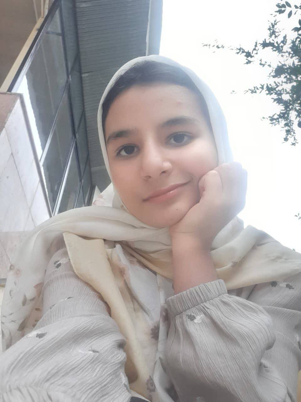 تصویر پروفایل  تیچر کوچولو